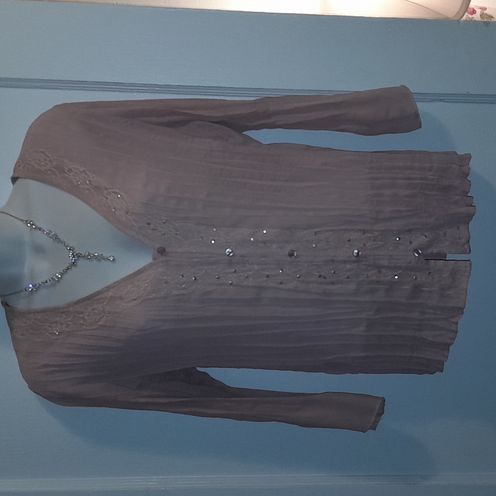 Rose pink embellished long sleeve gauze top. Size small.